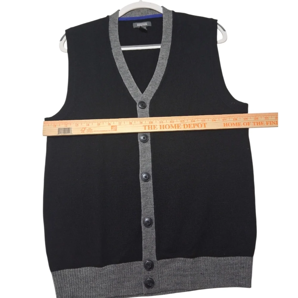 Kenneth Cole Reaction Sz. M‎ Black/Gray Cardigan Sweater Vest